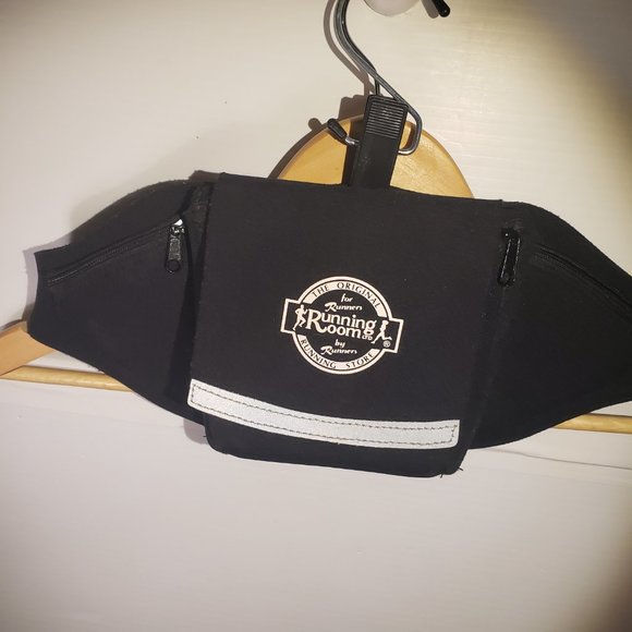 Runners Tune Belt Patented Bag black white bottle running room store adjustable - Picture 4 of 12